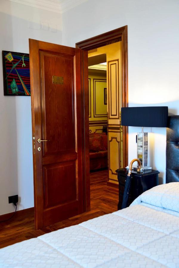 Regal House Roma Navigatori 23 Hotell Eksteriør bilde