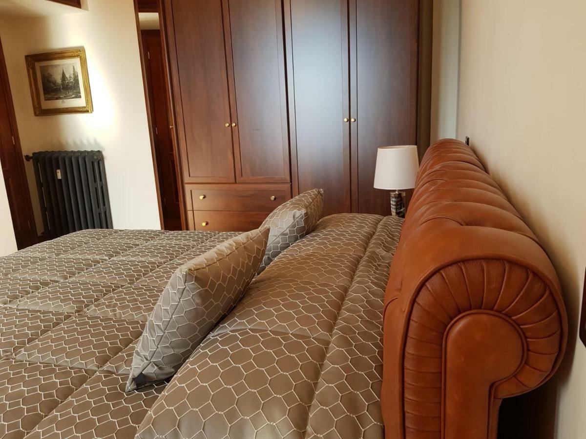 Regal House Roma Navigatori 23 Hotell Eksteriør bilde